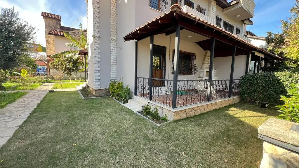 Villa in Foca